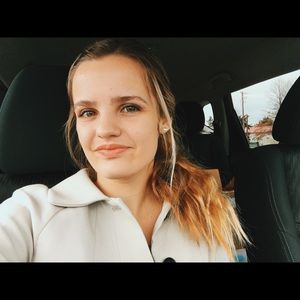 Meet your Posher, Catherine